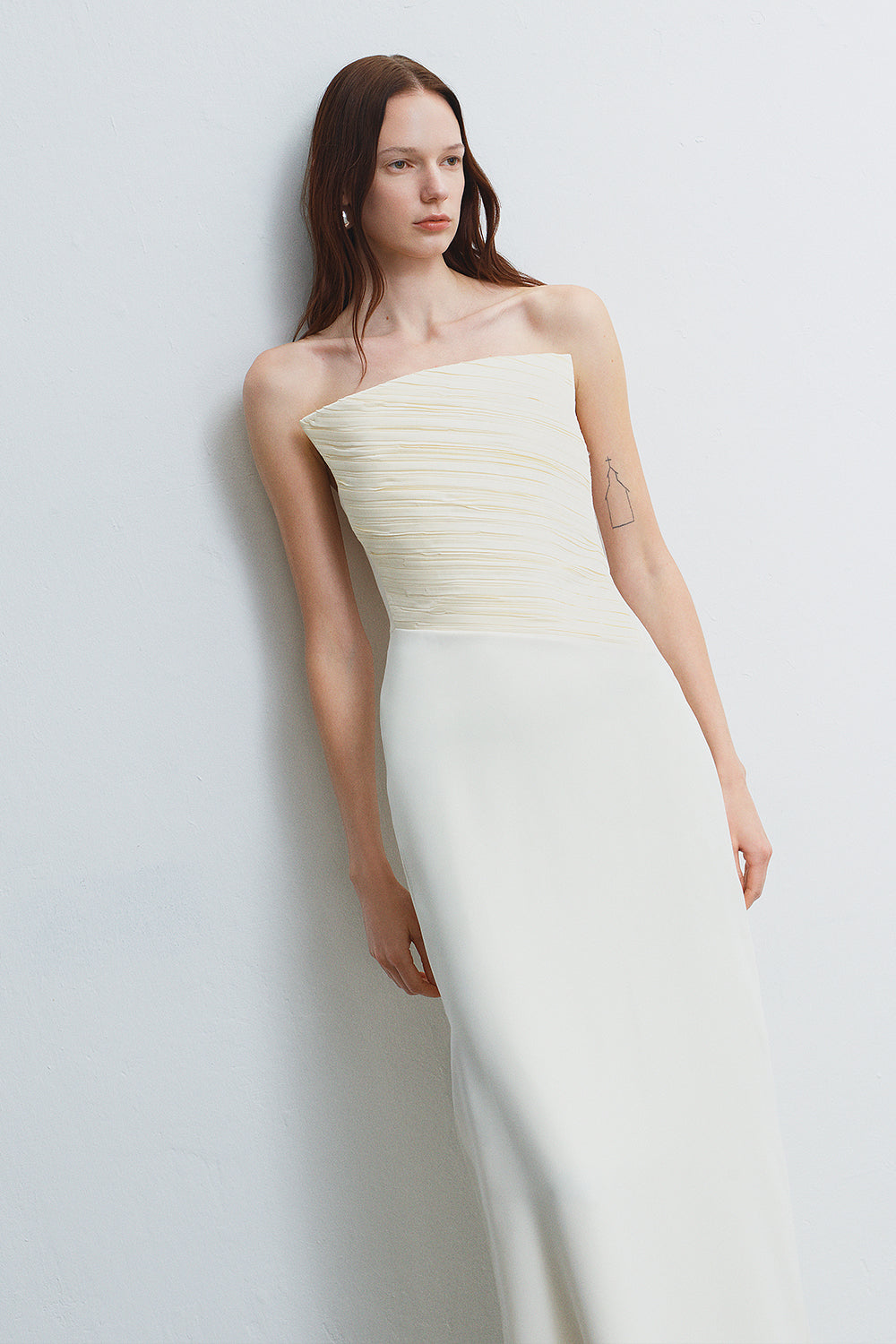 WORLD DRESS